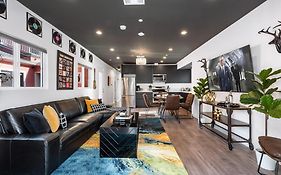 Rock N Roll By Avantstay Vibey Hollywood Retreat Steps To Attractions